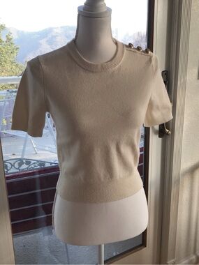 French Connection Cream Short Sleeve Crewneck Sweater Top with Shoulder Buttons